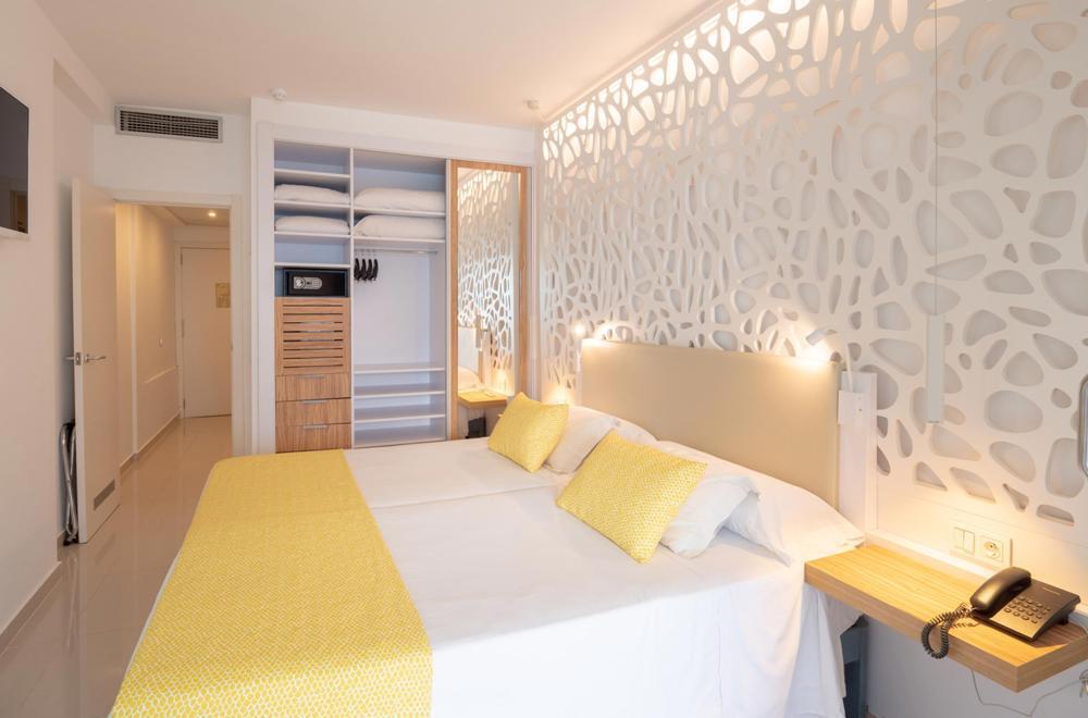 Sirenis Seaview Country Club 4* Sant Josep de sa Talaia